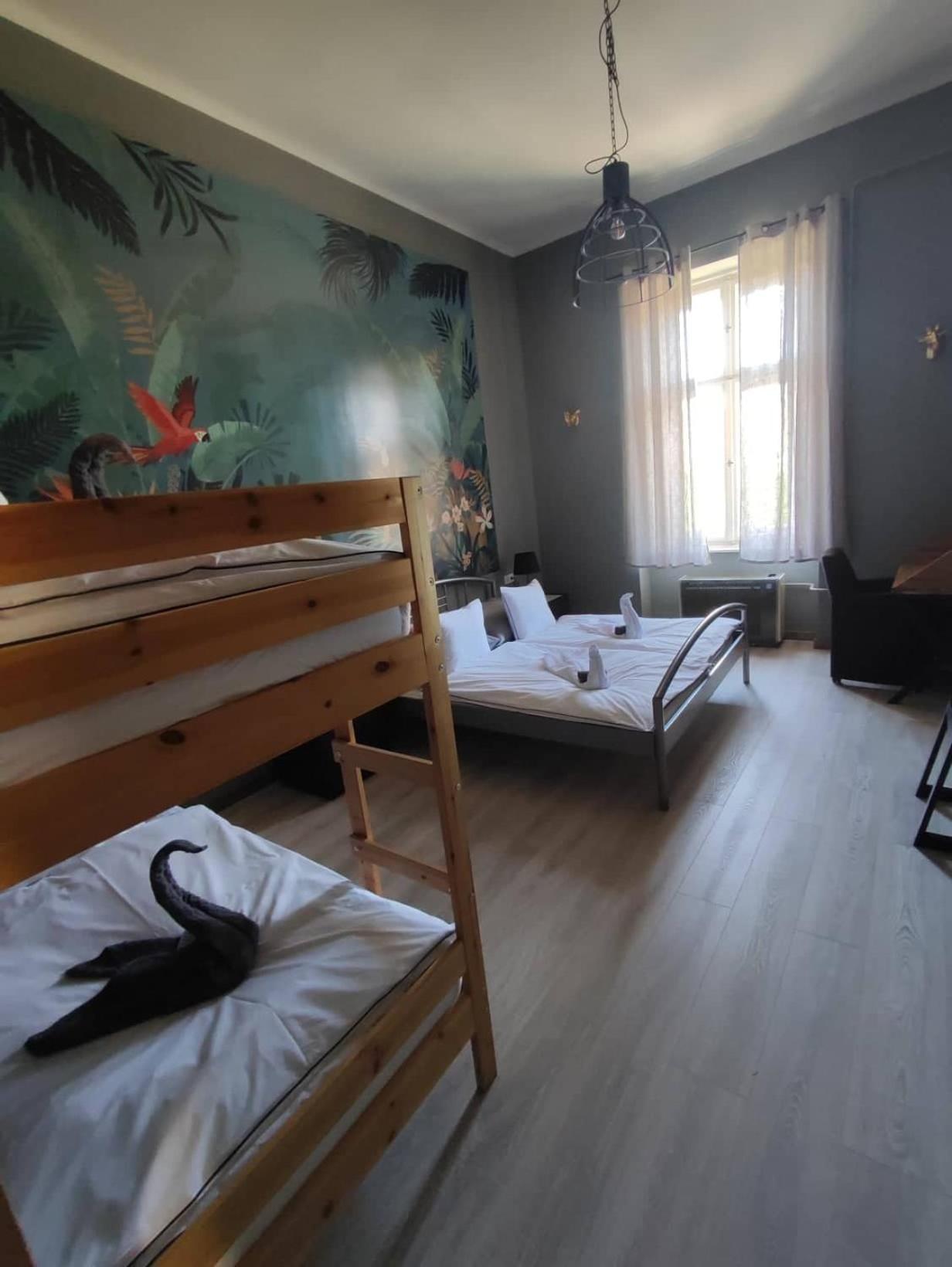 Deak Panzio Bed & Breakfast Nagykoros Ngoại thất bức ảnh